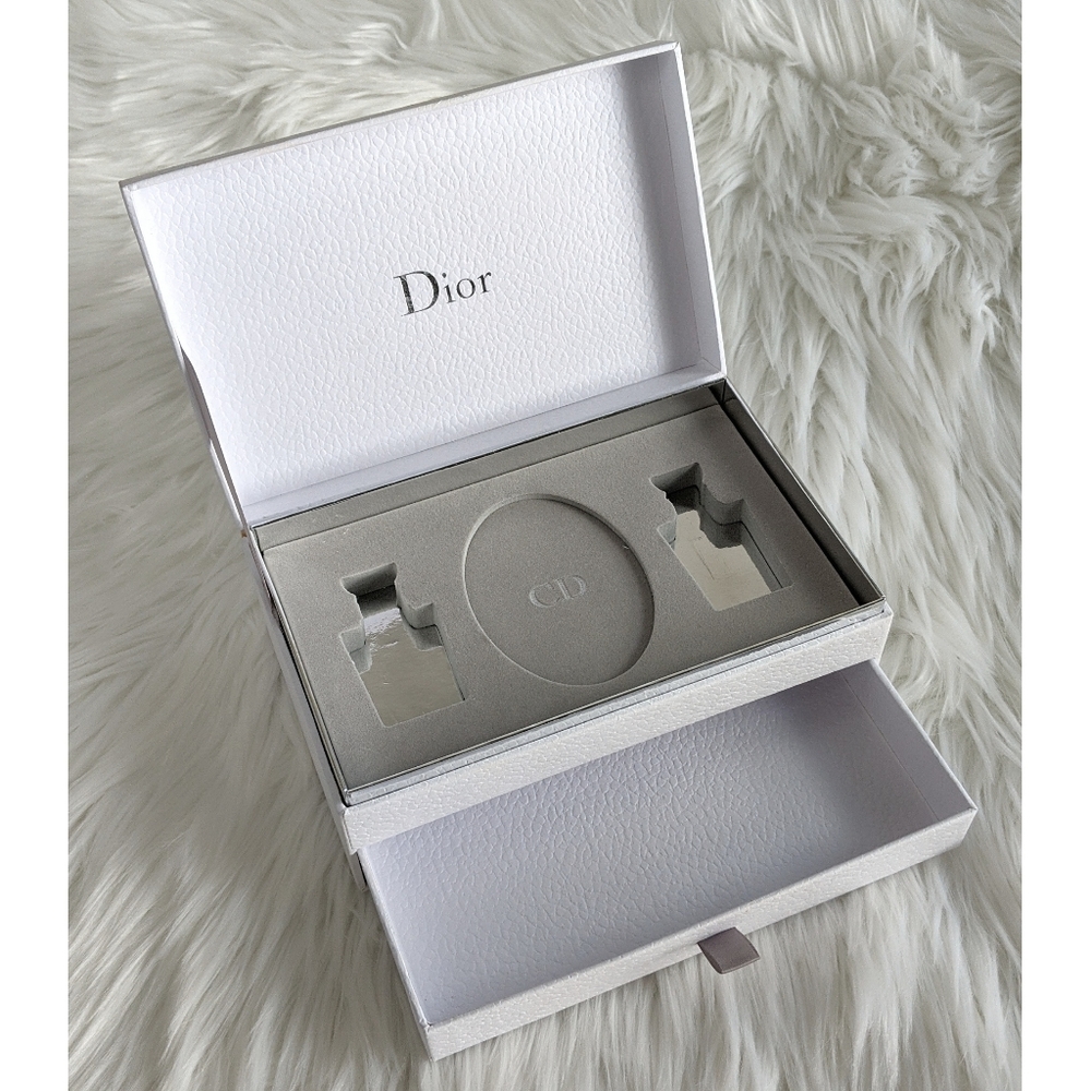 Dior rare white medium paper parfume gift box